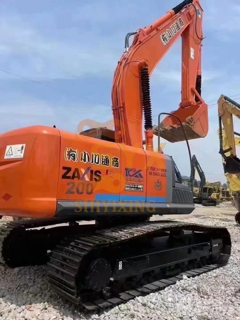Hitachi ZX 200-3 حفارات زحافة