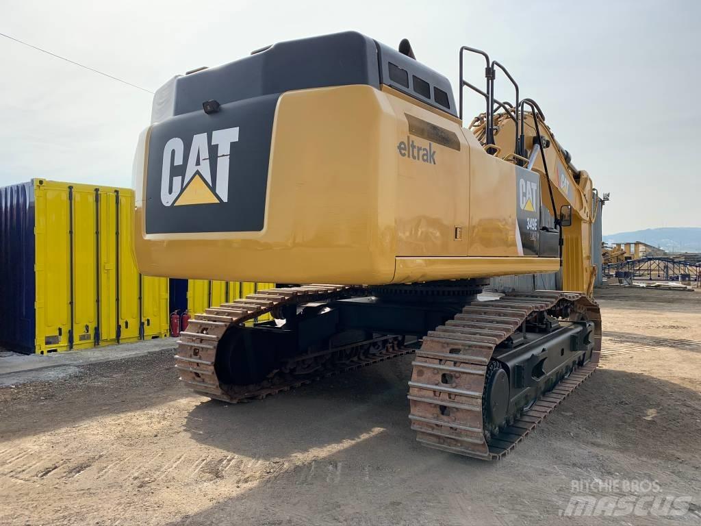 CAT 349 E حفارات زحافة