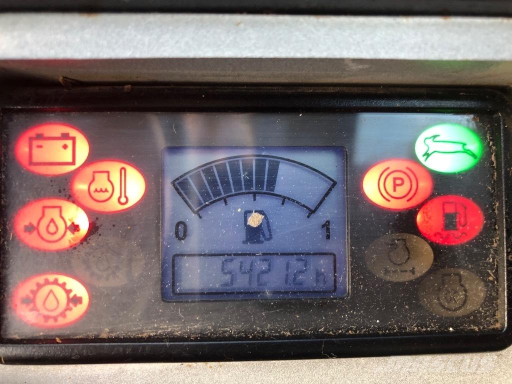 JCB 527-55 معدات مناولة لأغراض الزراعة