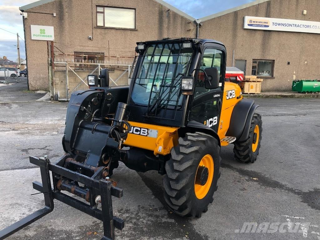 JCB 527-55 معدات مناولة لأغراض الزراعة