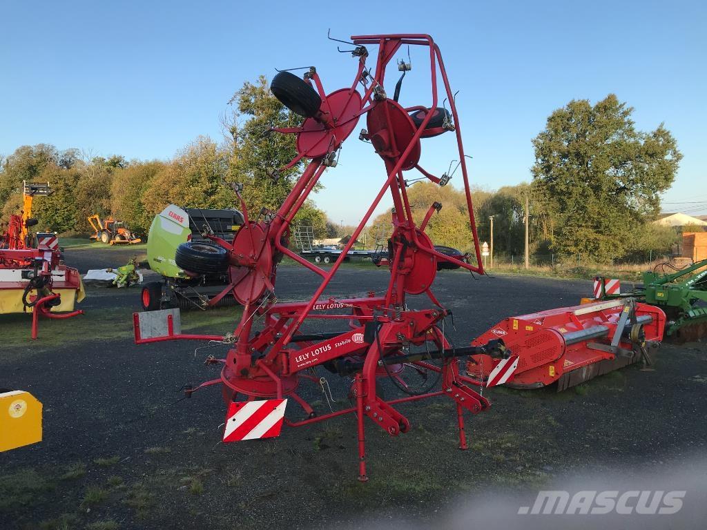 Lely LOTUS 770 مكابس وميبسات التبن