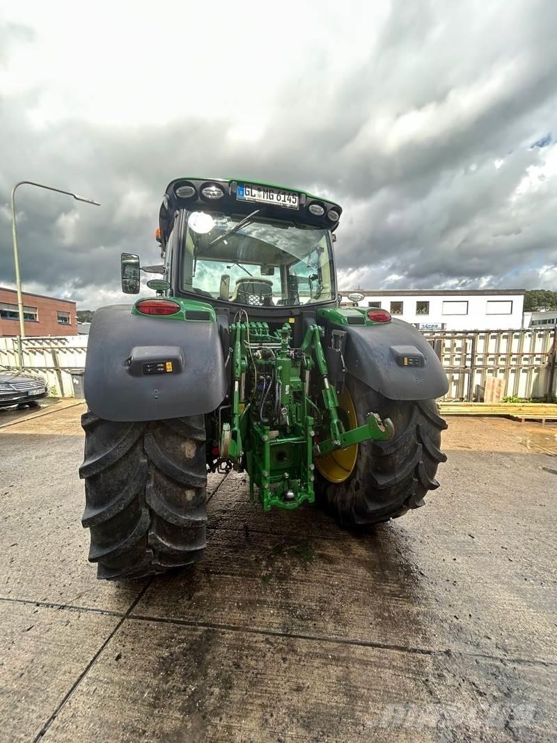 John Deere 6145R الجرارات