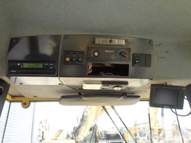 Bomag BW 219 D H-4 مداحل أحادية الأسطوانة