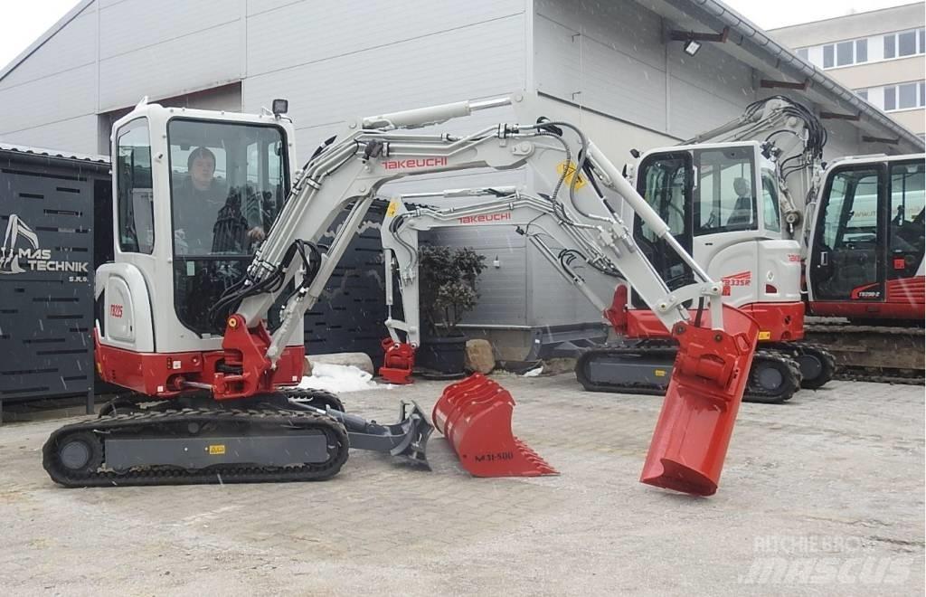 Takeuchi TB225 حفارات صغيرة أقل من 7 طن (حفارات صغيرة)