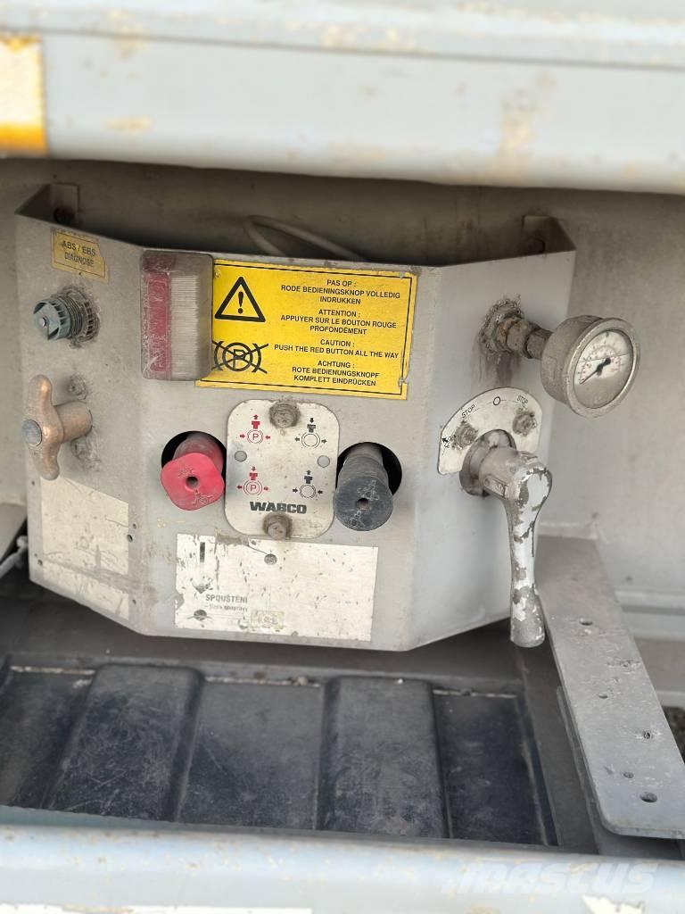 Stas SZ 336 V نصف مقطورات قلابة