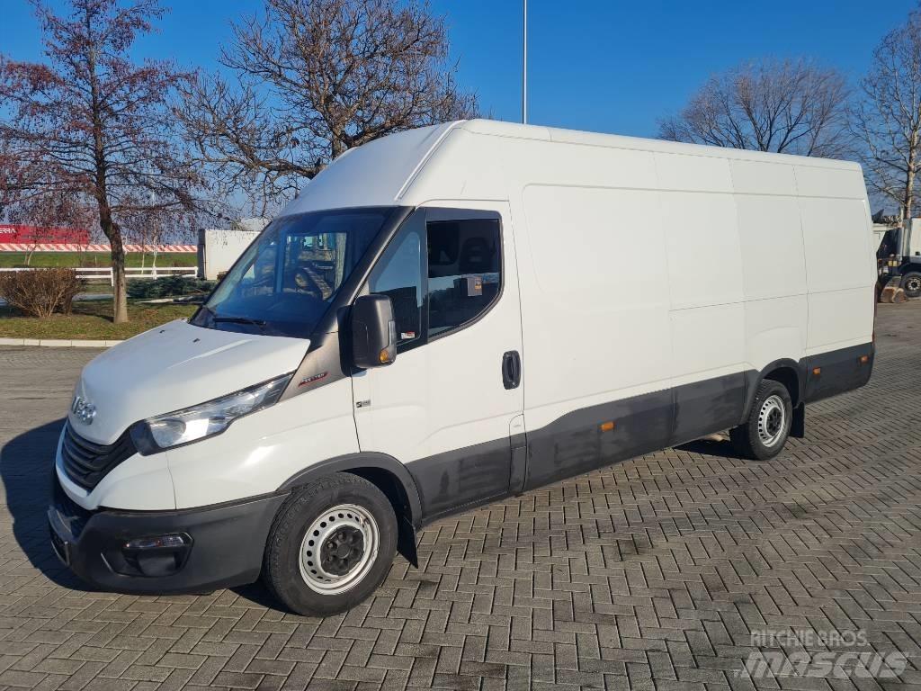 Iveco 35S16 / NL brif شاحنة مقفلة