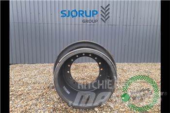 CASE 821G Rim الإطارات والعجلات والحافات