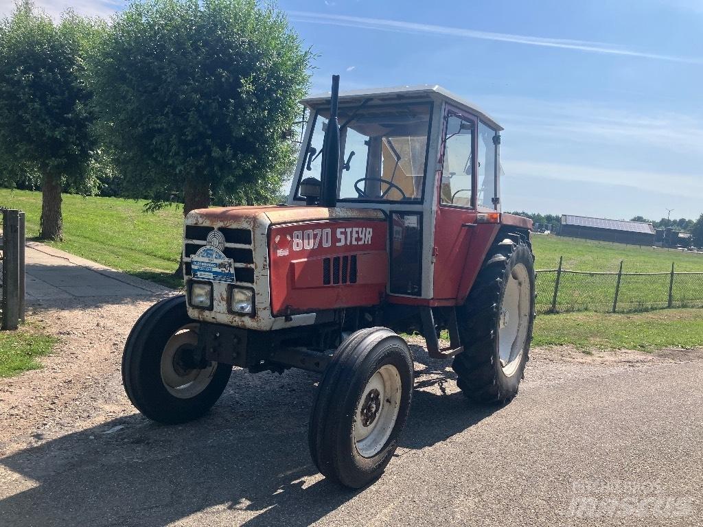 Steyr 8070 الجرارات