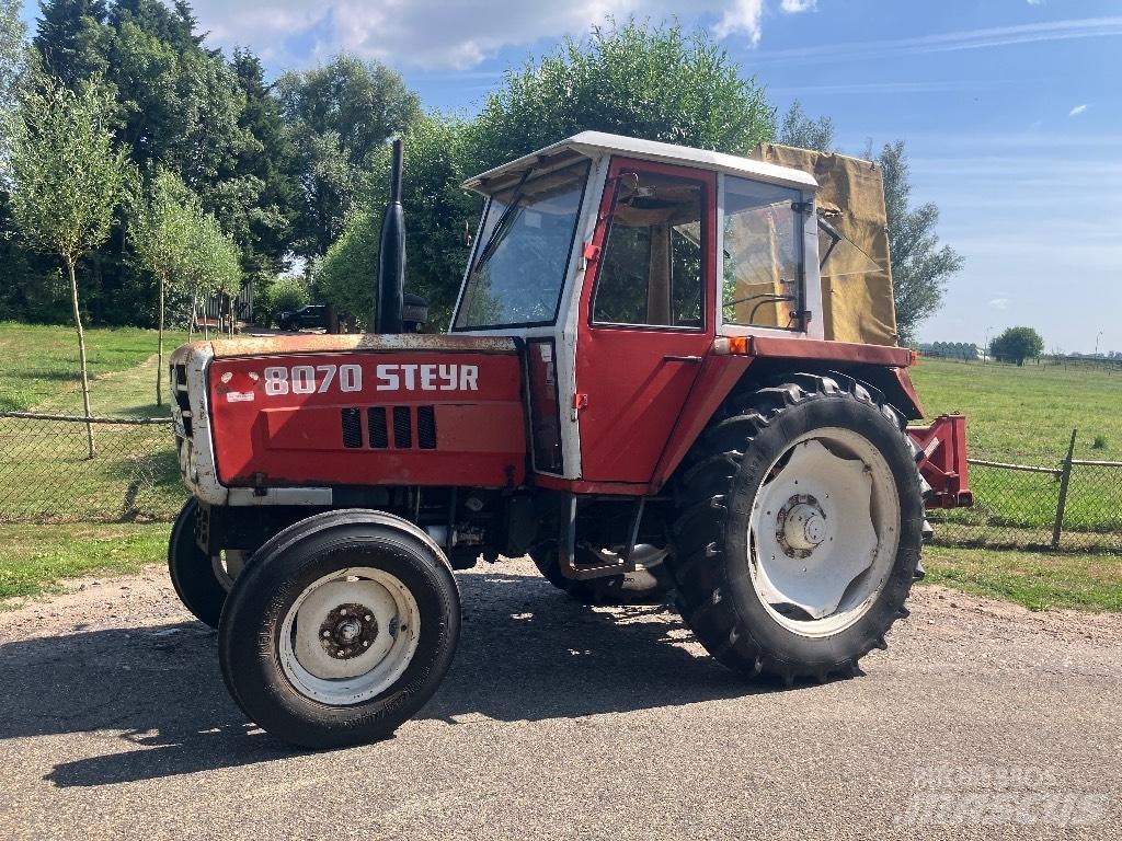 Steyr 8070 الجرارات