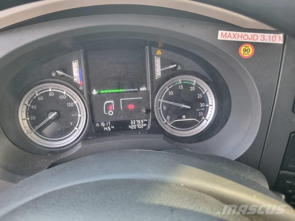 DAF LF210 شاحنات ذات هيكل صندوقي