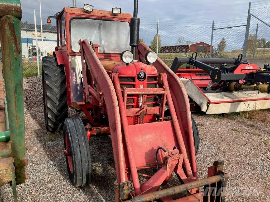 Volvo BM 350 الجرارات