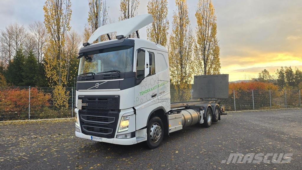 Volvo FH شاحنات قابلة للفك