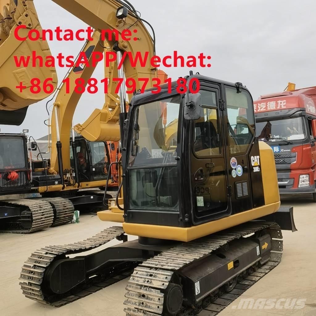 CAT 320 C حفارات زحافة