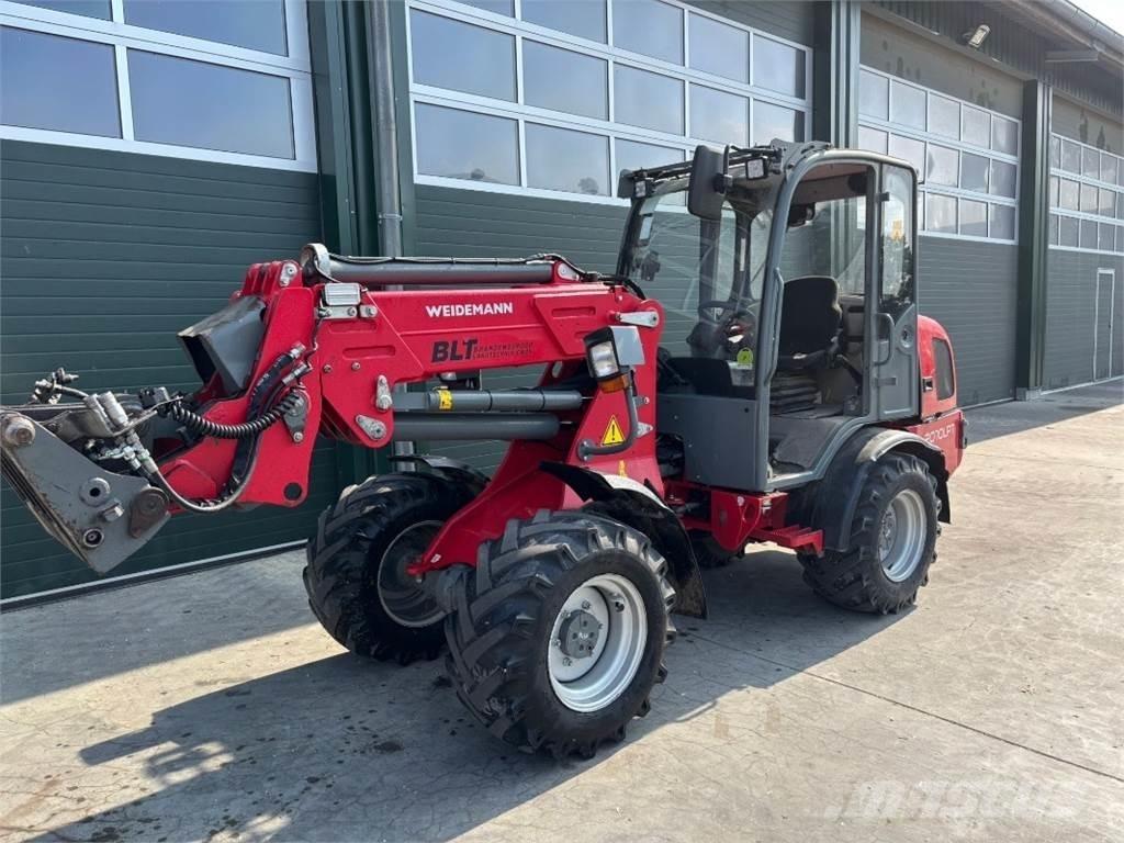 Weidemann 2070LPT مناولات متداخلة