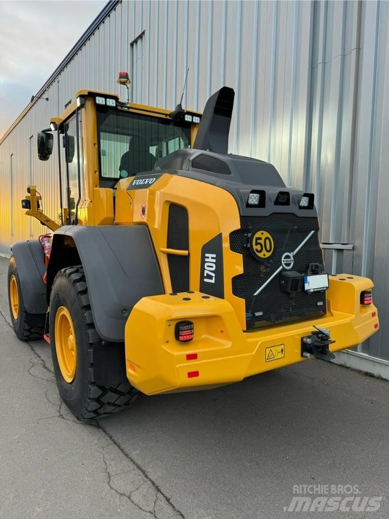 Volvo L 70 H لوادر بعجل