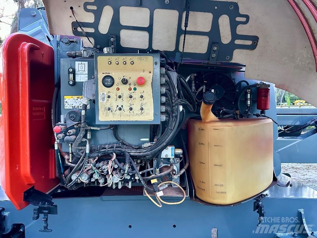 SkyJack SJ 63 AJ رافعات سلة مفصلية