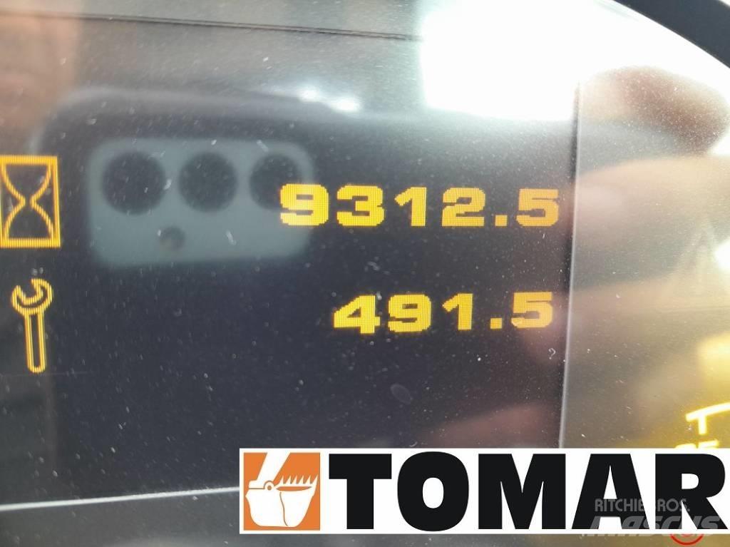 JCB 525-56 AGRI PLUS معدات مناولة لأغراض الزراعة
