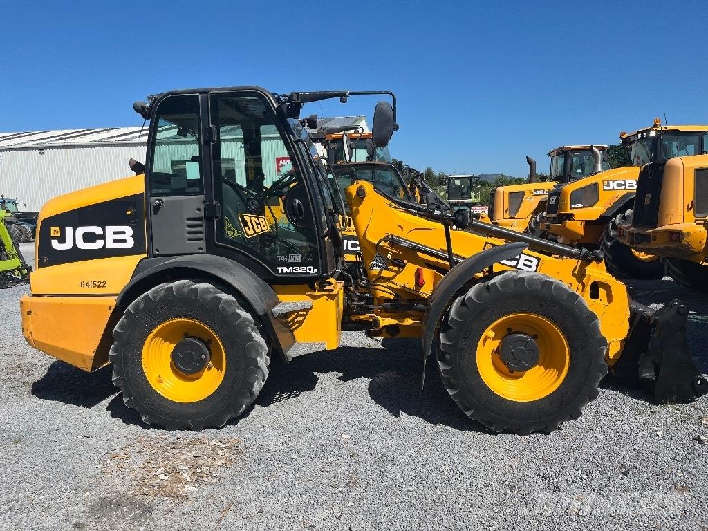 JCB TM 320 S معدات مناولة لأغراض الزراعة