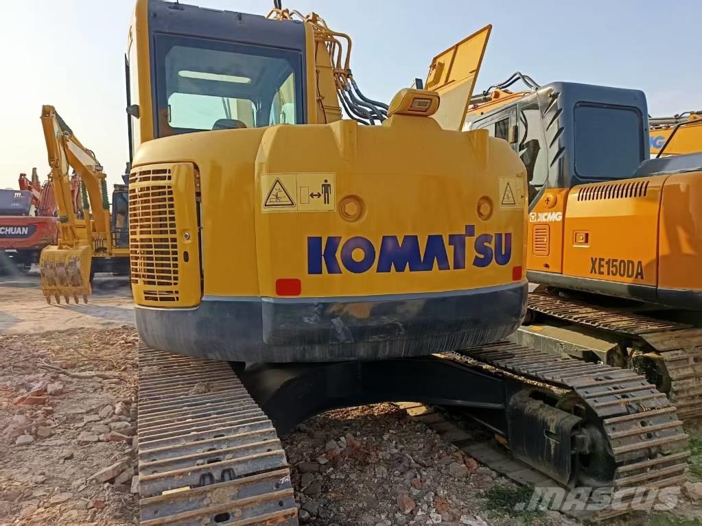 Komatsu PC 138 حفارات زحافة