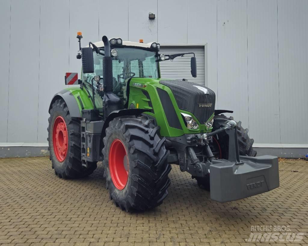 Fendt 828 Vario الجرارات