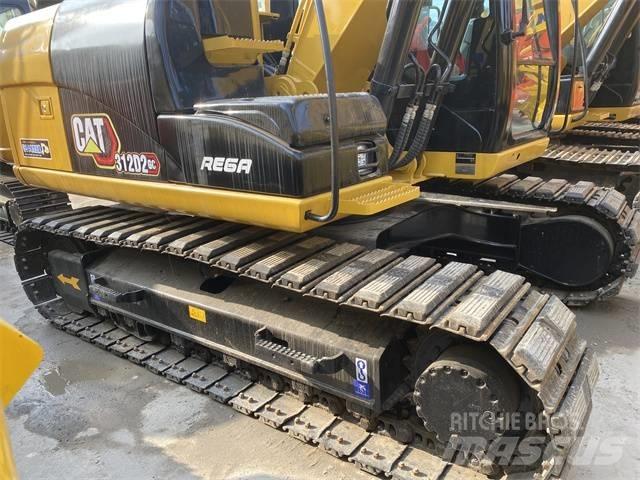 CAT 312 D حفارات زحافة