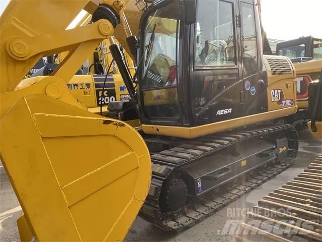 CAT 312 D حفارات زحافة