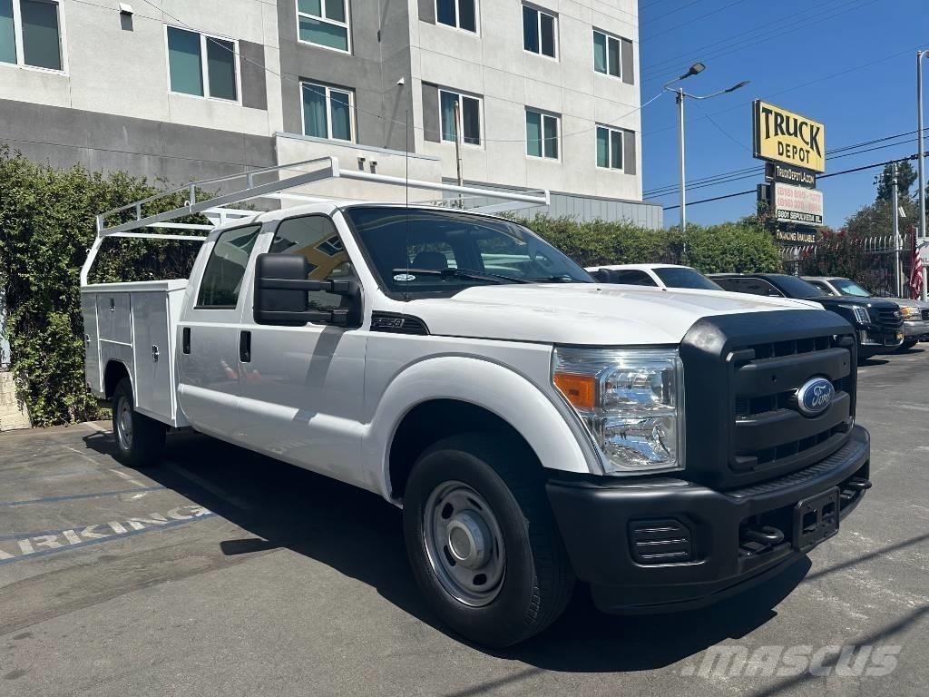 Ford F 350 شاحنات خفيفة/مفصلية الجوانب