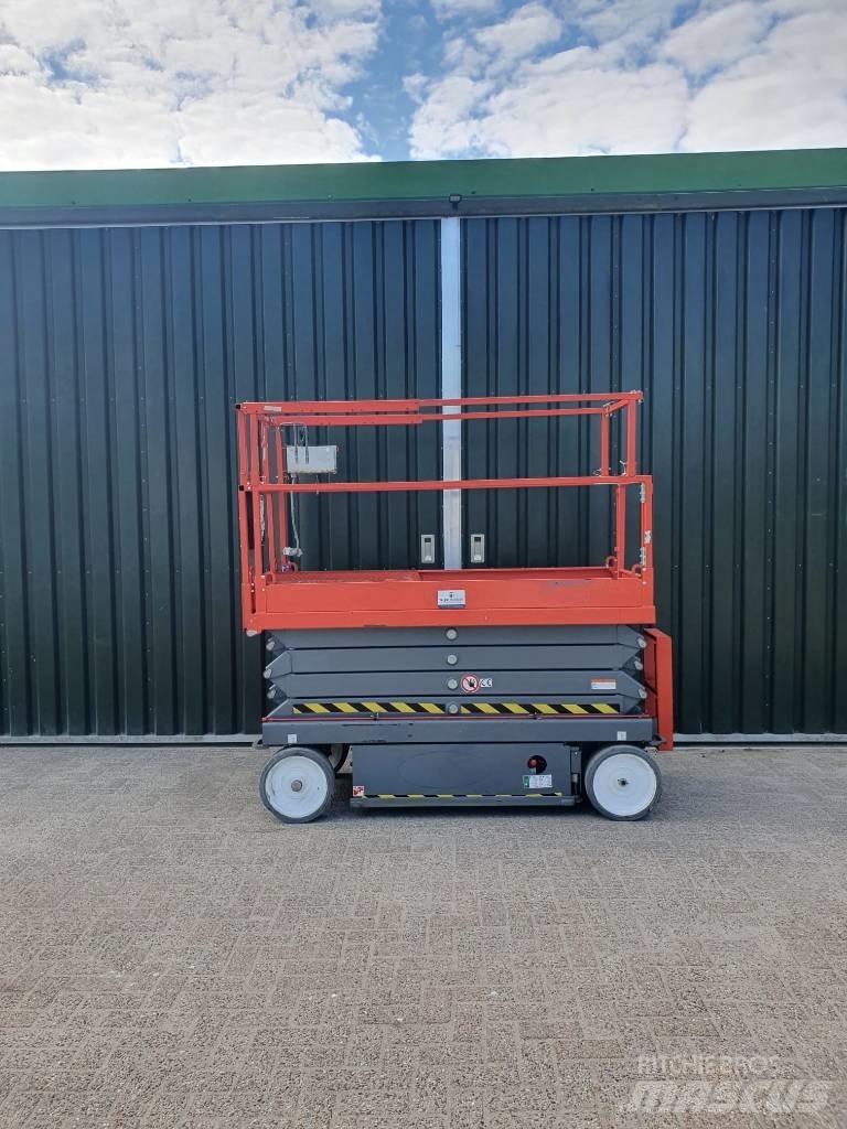 SkyJack SJ III 3226 رافعات مقصية الشكل