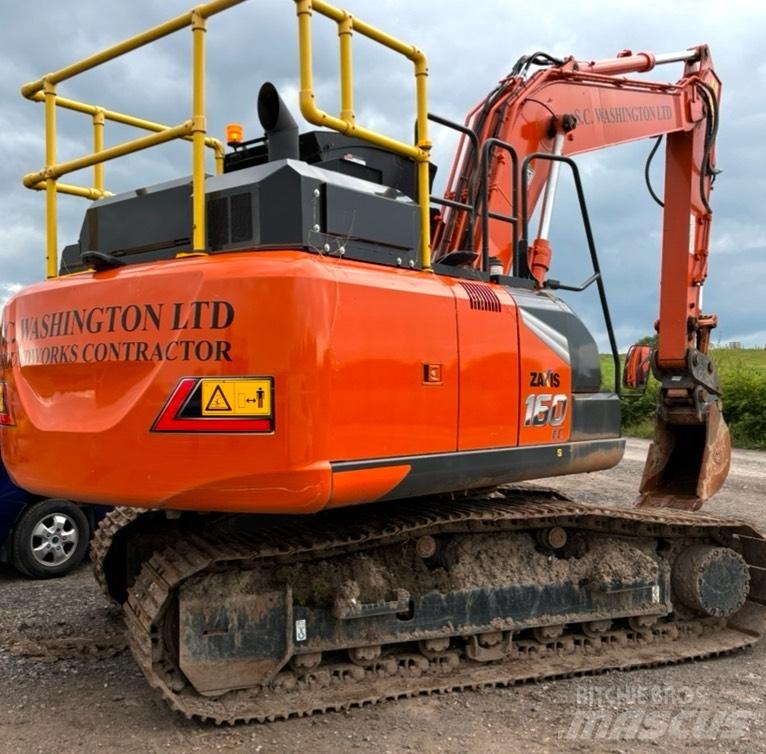 Hitachi ZX 160 LC-7 حفارات زحافة