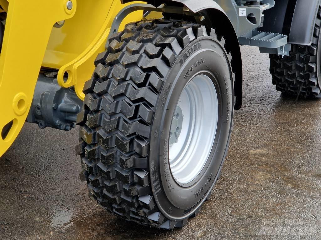 Wacker Neuson WL 38 لوادر بعجل