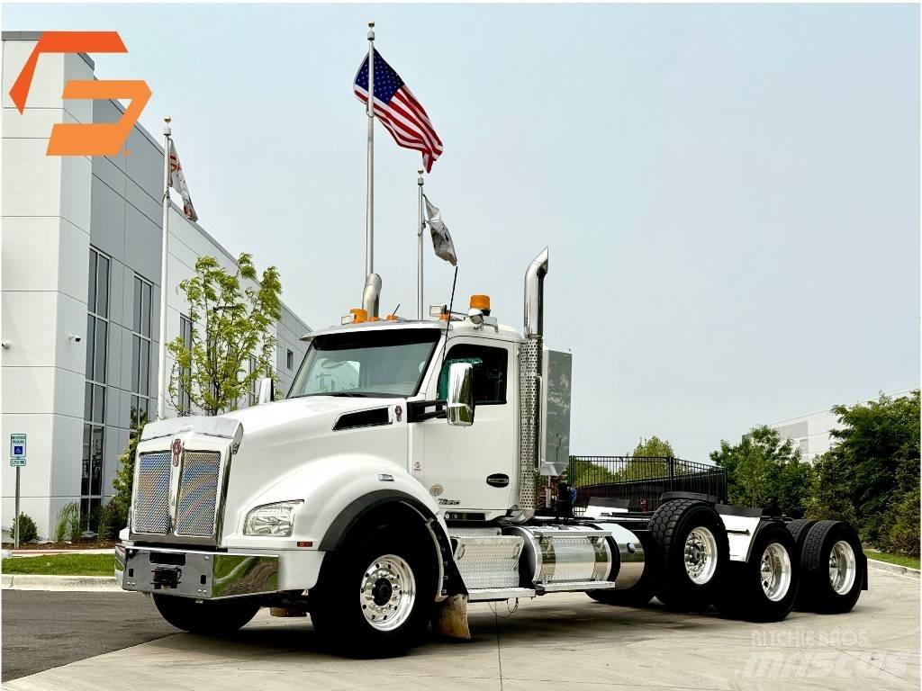 Kenworth T 880 وحدات الجر