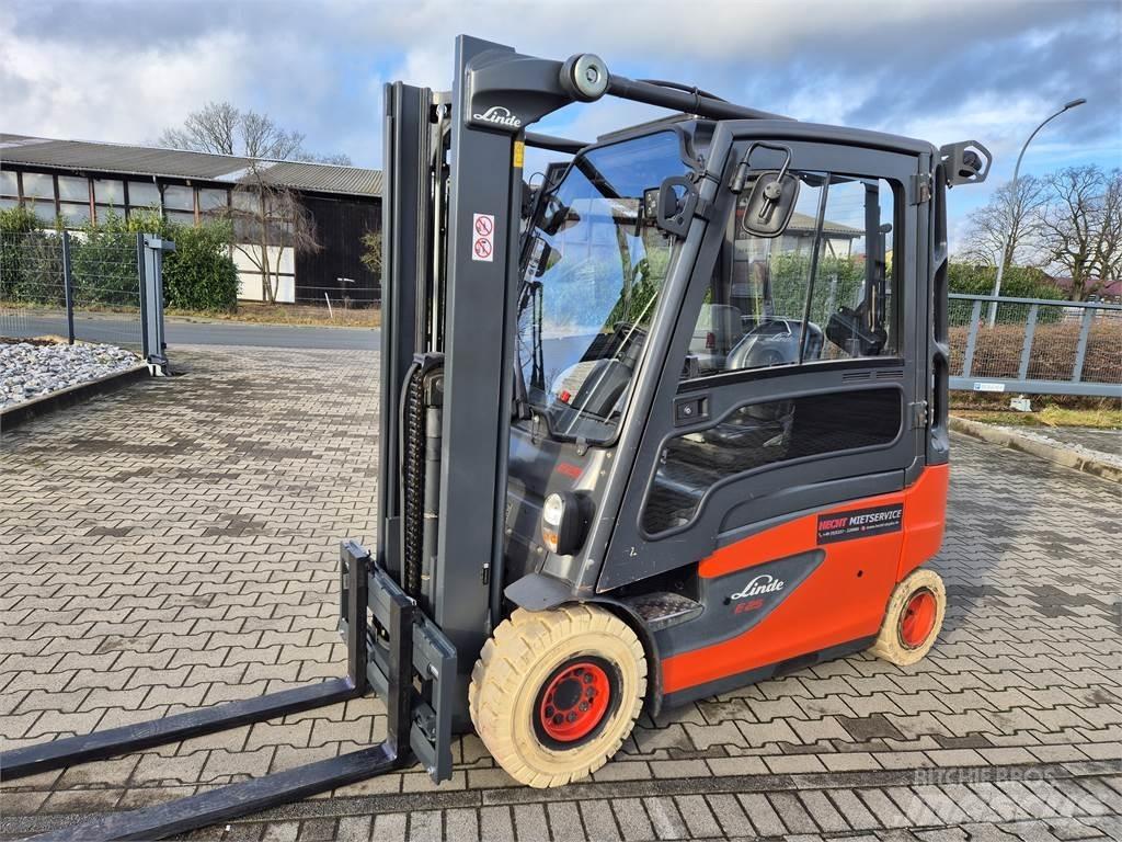 Linde E25L-01- شاحنات ذات رافعات شوكية تعمل بالكهرباء
