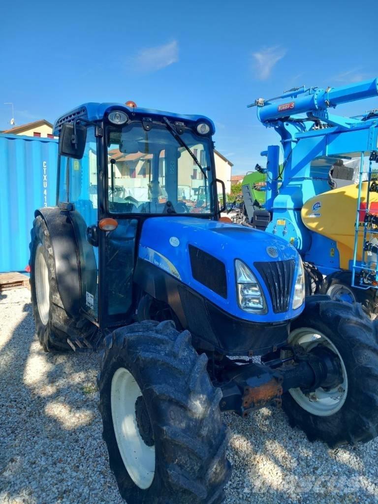 New Holland T4040F الجرارات