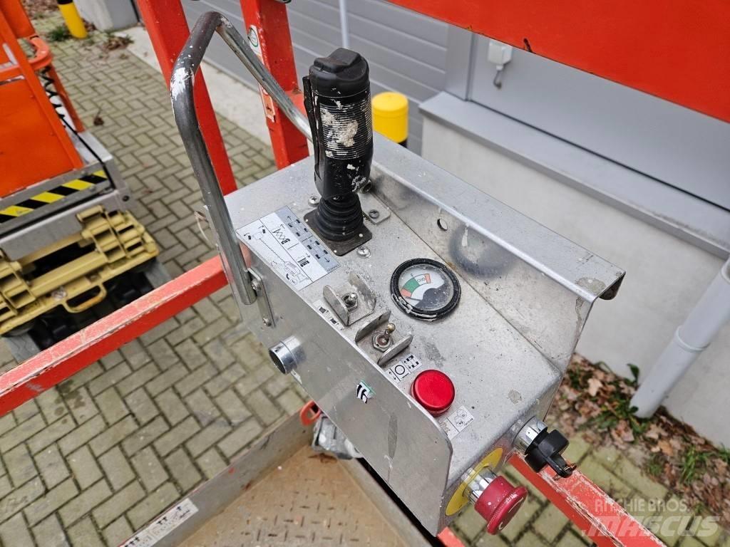 SkyJack SJ 4620 رافعات مقصية الشكل