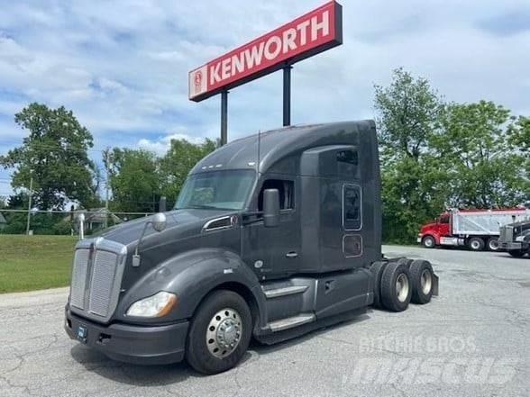 Kenworth T680 وحدات الجر