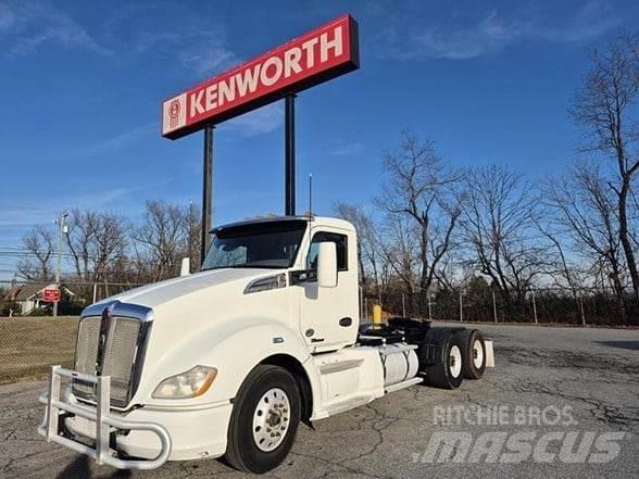 Kenworth T680 وحدات الجر