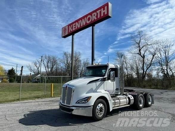 Kenworth T680 وحدات الجر