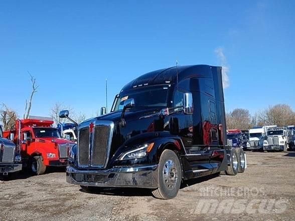 Kenworth T680 وحدات الجر