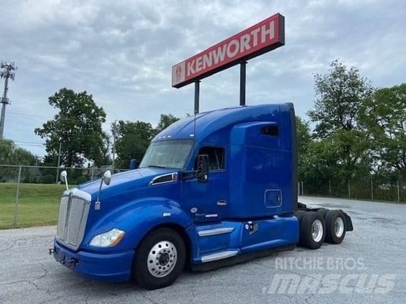 Kenworth T680 وحدات الجر