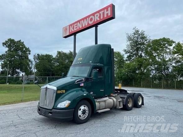 Kenworth T680 وحدات الجر