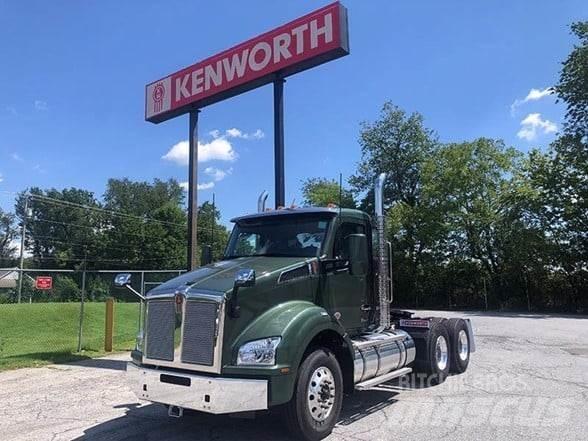 Kenworth T880 وحدات الجر