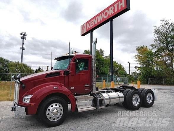 Kenworth T880 وحدات الجر