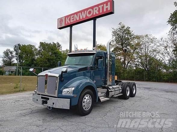 Kenworth T880 وحدات الجر