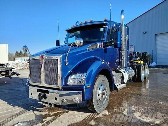 Kenworth T880 وحدات الجر