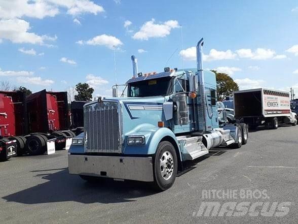 Kenworth W900 وحدات الجر