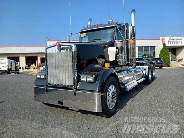 Kenworth W900L وحدات الجر