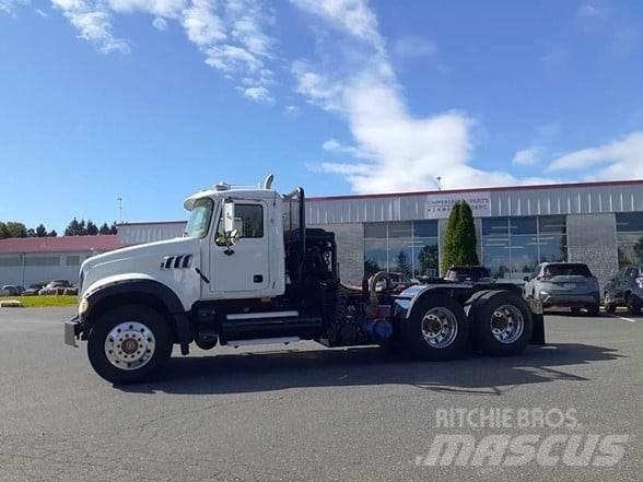 Mack GRANITE CTP713 وحدات الجر