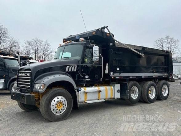 Mack GRANITE GU713 شاحنات قلابة