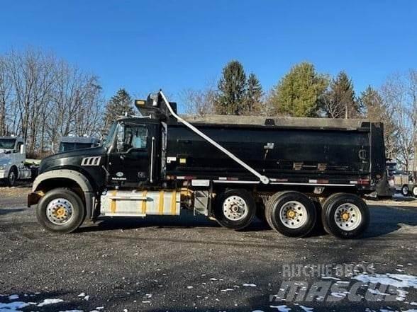 Mack GRANITE GU713 شاحنات قلابة