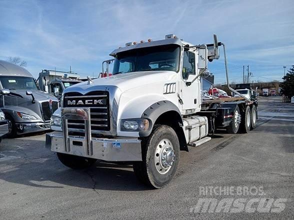 Mack GRANITE GU713 شاحنات المخلفات